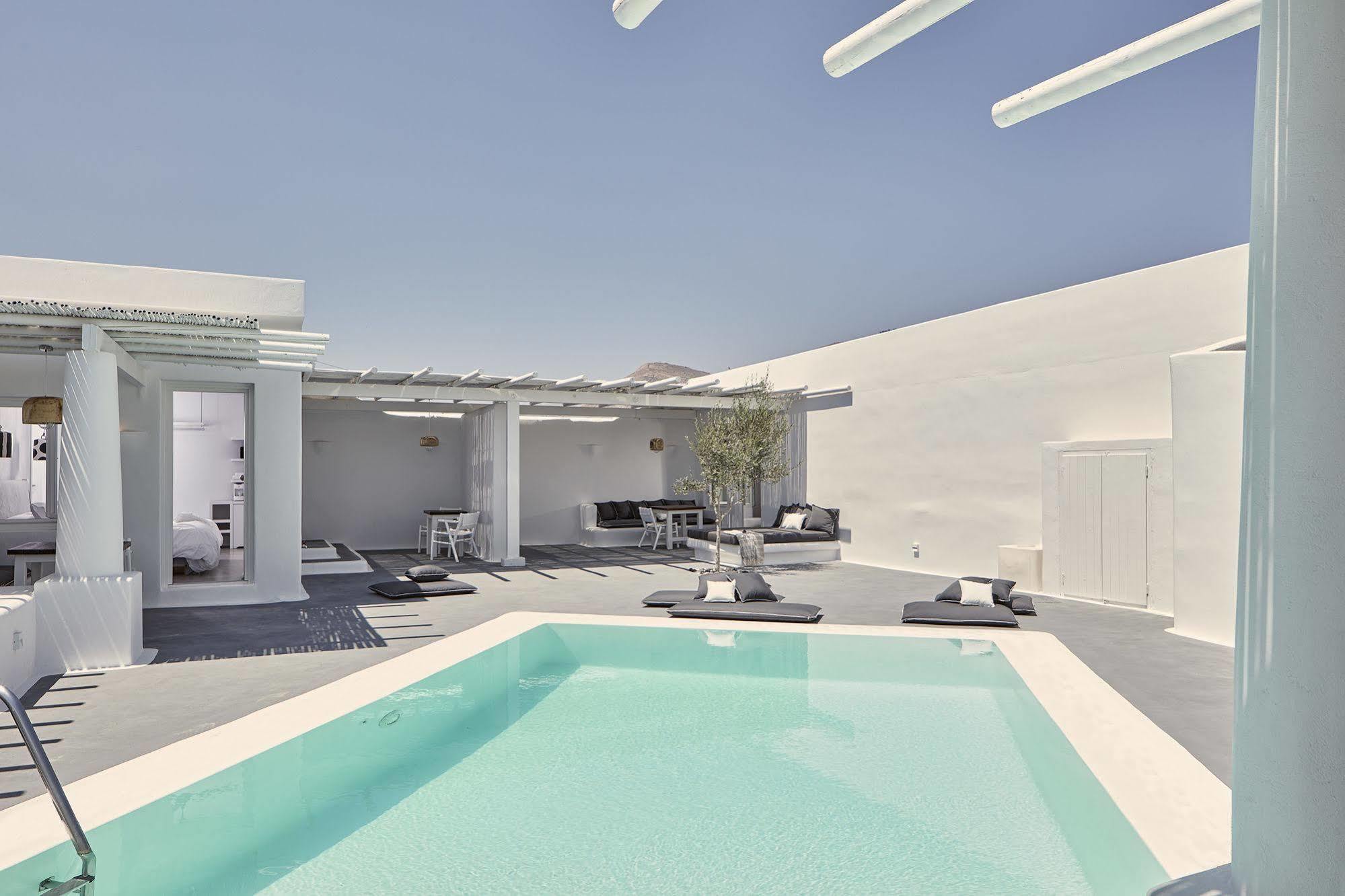Boho Suites Santorini Perivolos  Exteriör bild